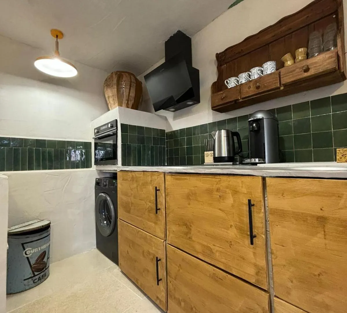 Appartement Lumineux Avignon Intra-Muros Au Calme 0*,  France