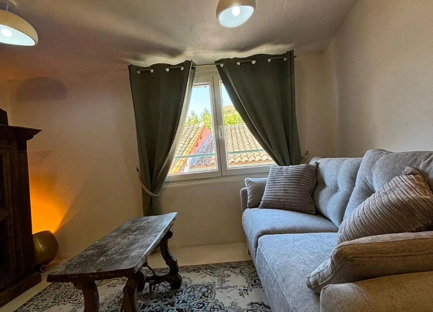 Appartement Lumineux Avignon Intra-Muros Au Calme 0*,  France